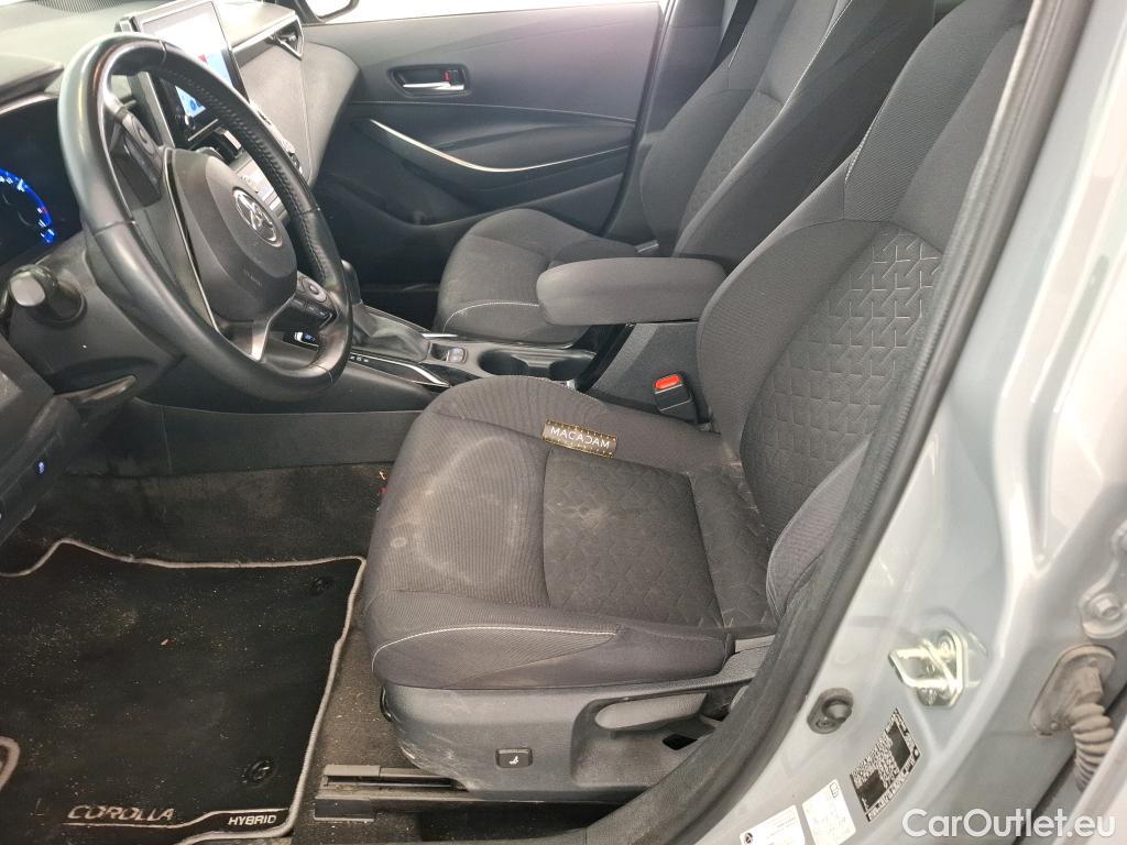  Toyota  Corolla TOYOTA  Touring Sports / 2018 / 5P / Break Hybride 122h Dynamic Business Beyond Zer #31