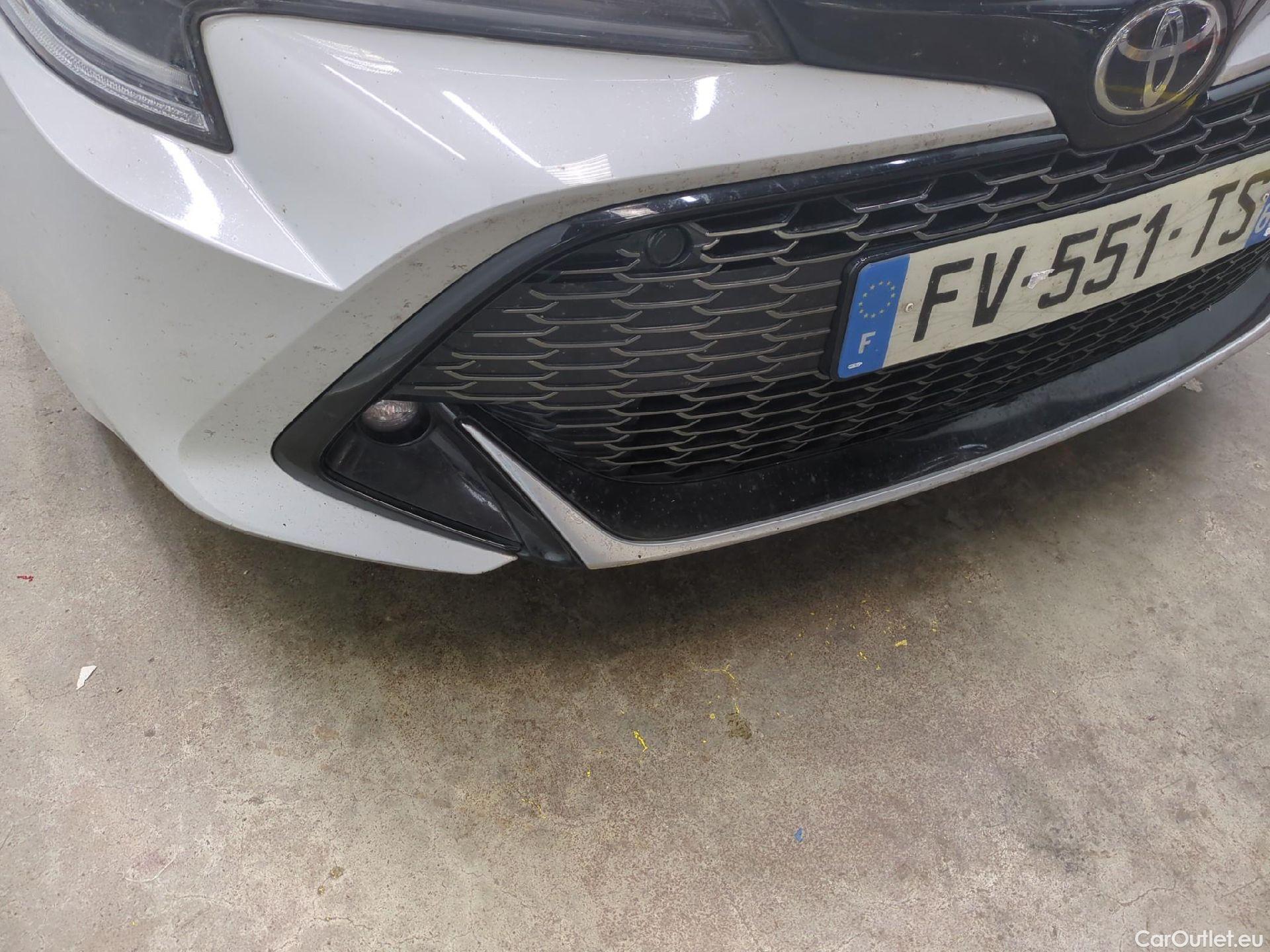  Toyota  Corolla TOYOTA  Touring Sports / 2018 / 5P / Break Hybride 122h GR Sport #32