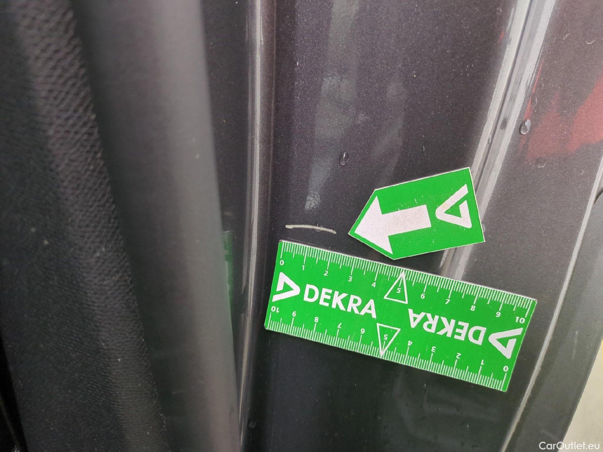  Peugeot  5008  Active Pack 1.5 HDi 130CV BVA8 7 Sieges E6d #17