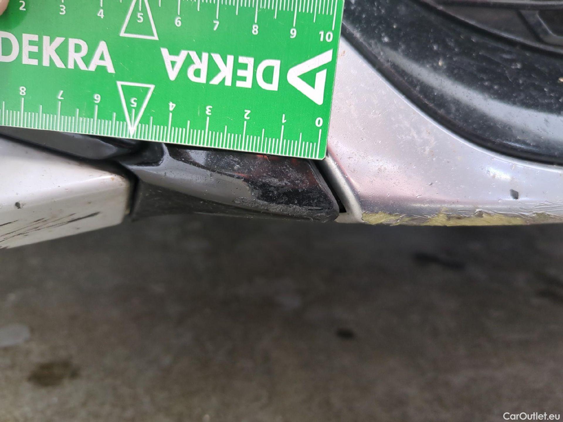  Toyota  Corolla TOYOTA  Touring Sports / 2018 / 5P / Break Hybride 122h GR Sport #34