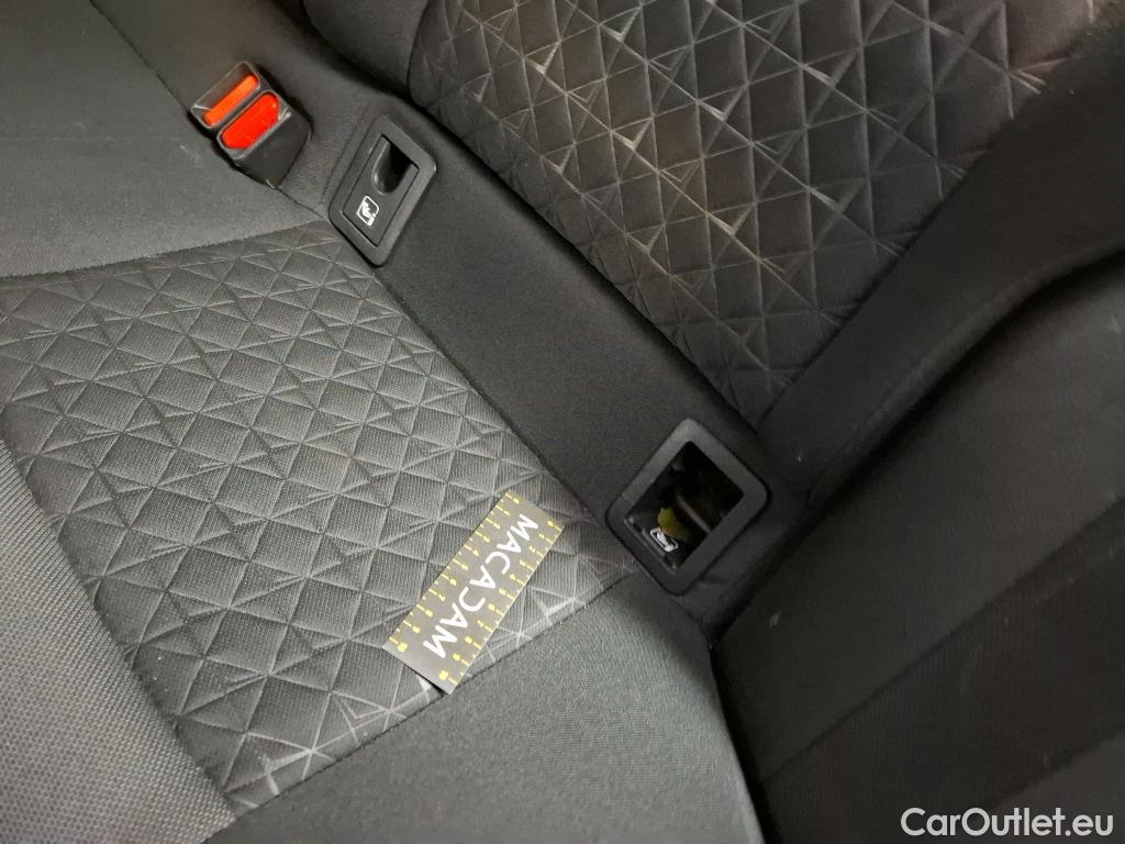  Toyota  C-HR TOYOTA  / 2016 / 5P / SUV 1.8 HYBRIDE 122 EDITION(SP) #6