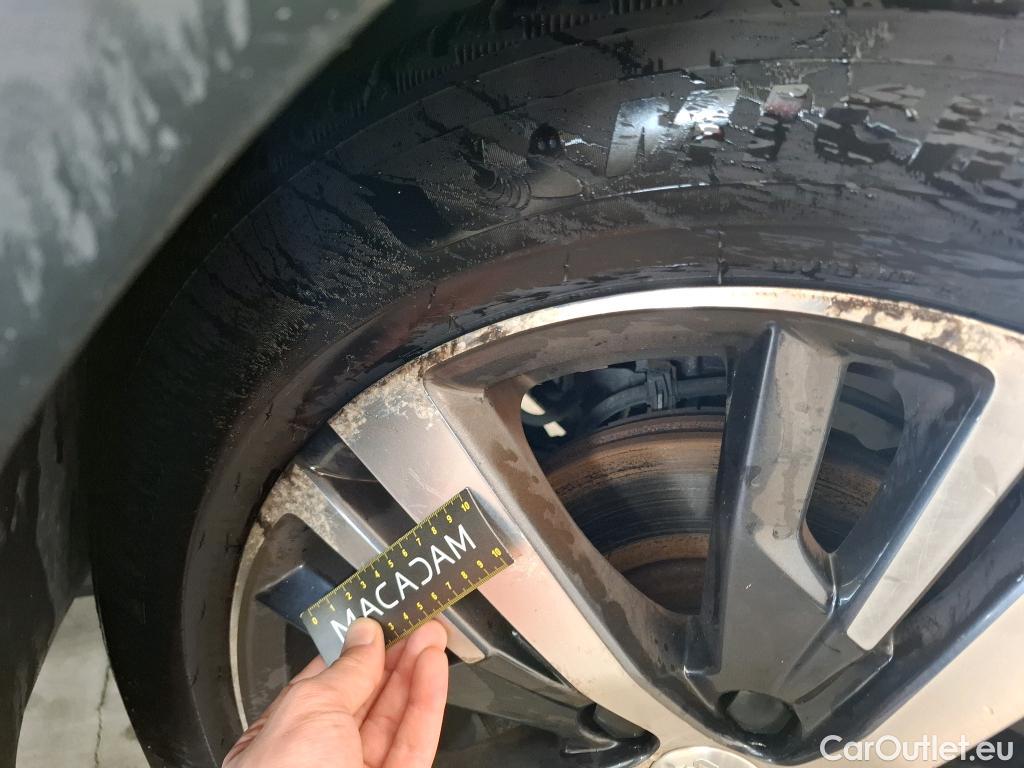  Peugeot  5008  Allure 1.5 HDi 130CV BVA8 E6d #23