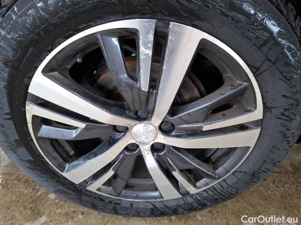  Peugeot  5008  Allure 1.5 HDi 130CV BVA8 E6d #15