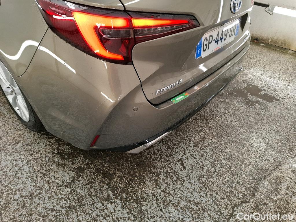  Toyota  Corolla TOYOTA  Touring Sports / 2022 / 5P / Break Hybride 140h Dynamic Business Beyond Zer #3