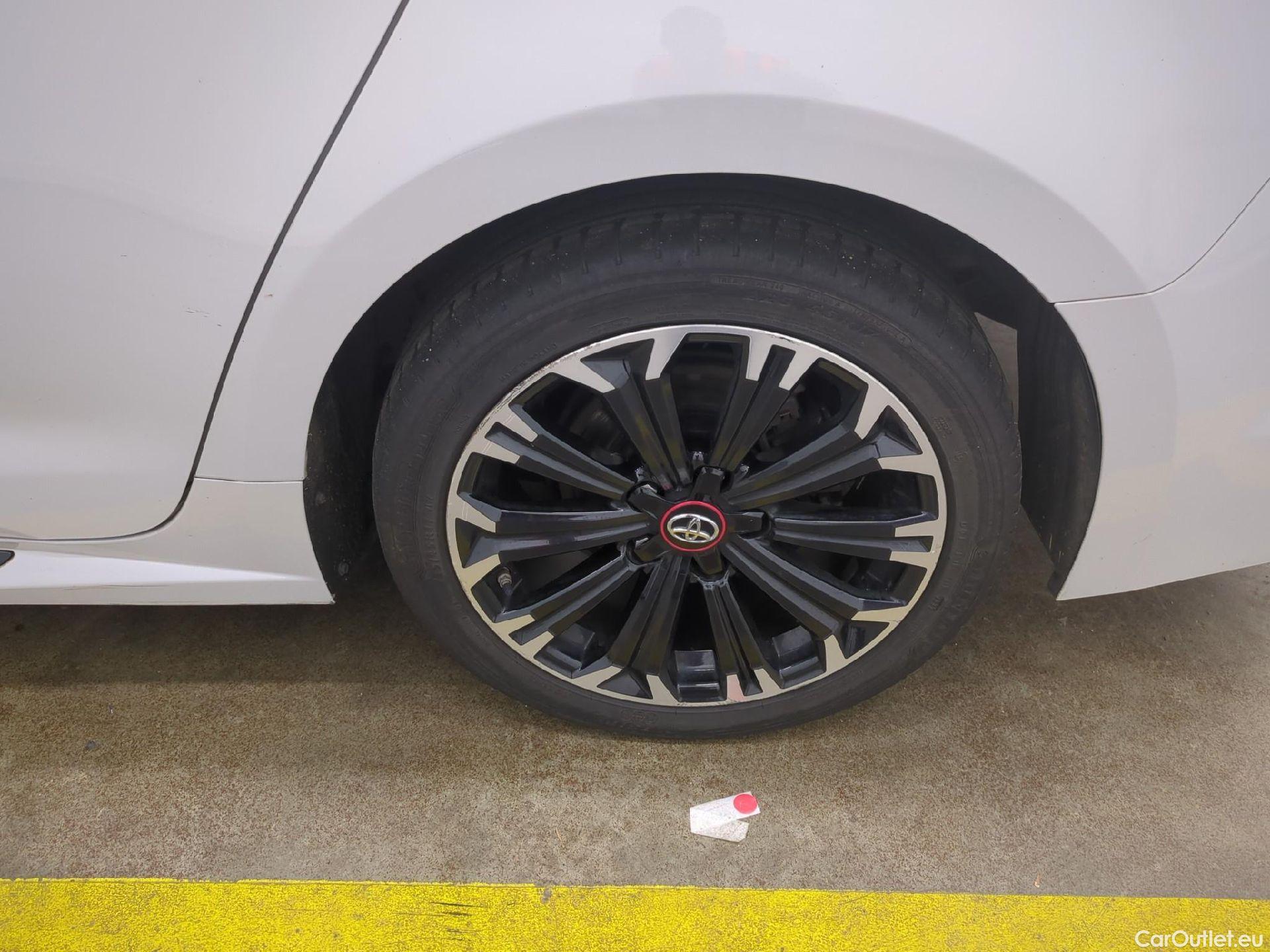  Toyota  Corolla TOYOTA  Touring Sports / 2018 / 5P / Break Hybride 122h GR Sport #14