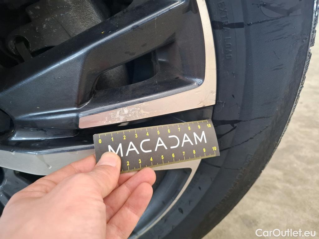  Peugeot  5008  Allure 1.5 HDi 130CV BVA8 E6d #25