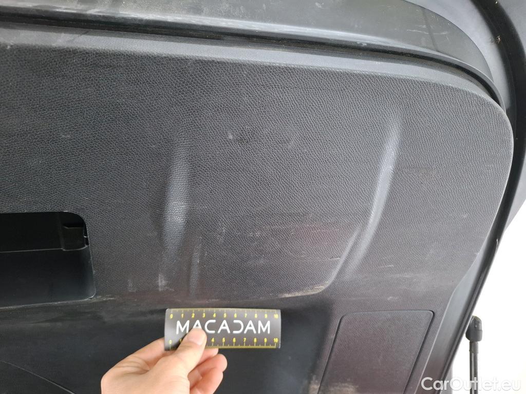  Peugeot  5008  Allure 1.5 HDi 130CV BVA8 E6d #30