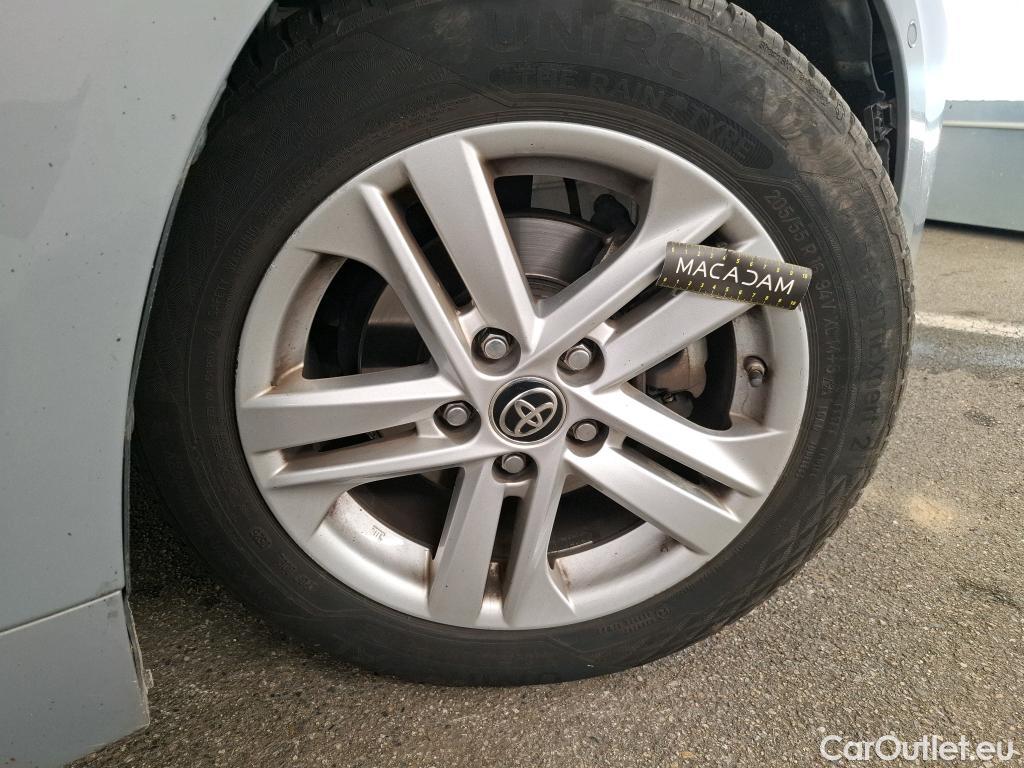  Toyota  Corolla TOYOTA  Touring Sports / 2018 / 5P / Break Hybride 122h Dynamic Business Beyond Zer #26