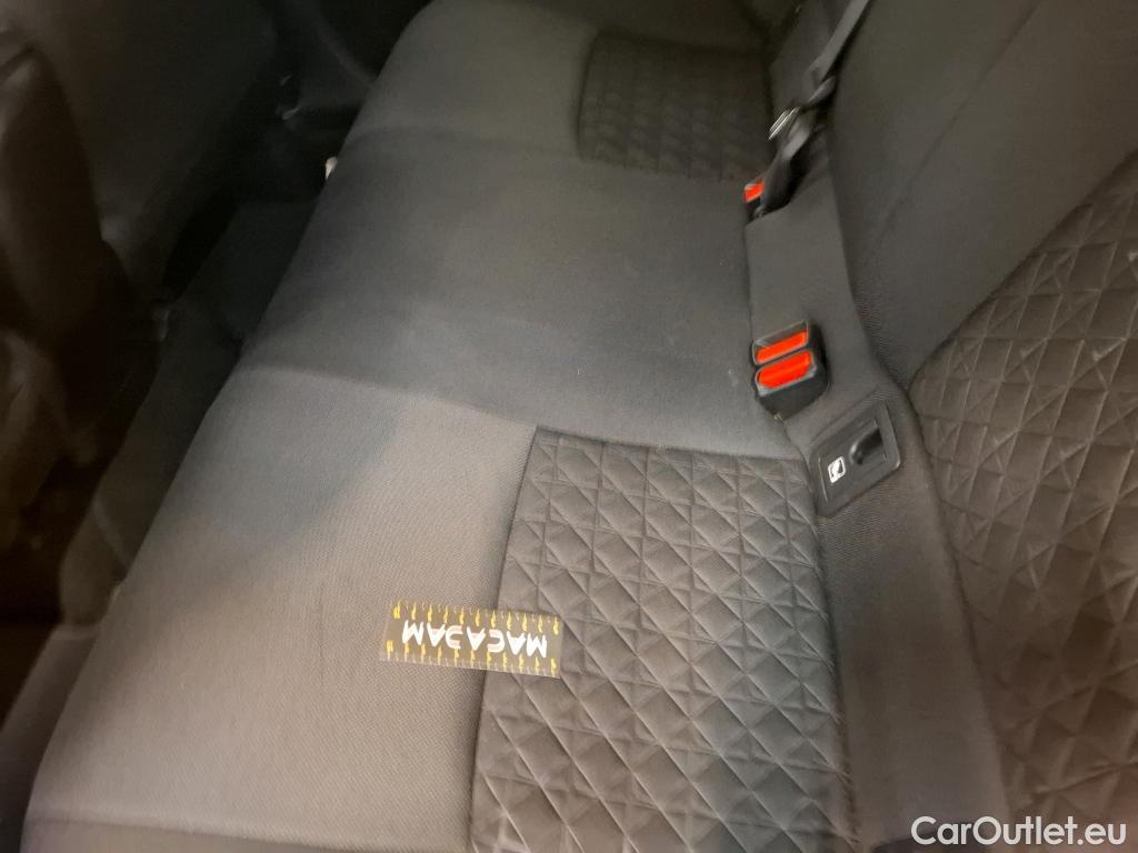  Toyota  C-HR TOYOTA  / 2016 / 5P / SUV 1.8 HYBRIDE 122 EDITION(SP) #5