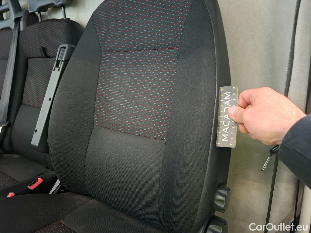  Citroen  Jumper CITROEN  VU 4p Fourgon 30 L2H2 BlueHDi 130 BVM6 Business #46