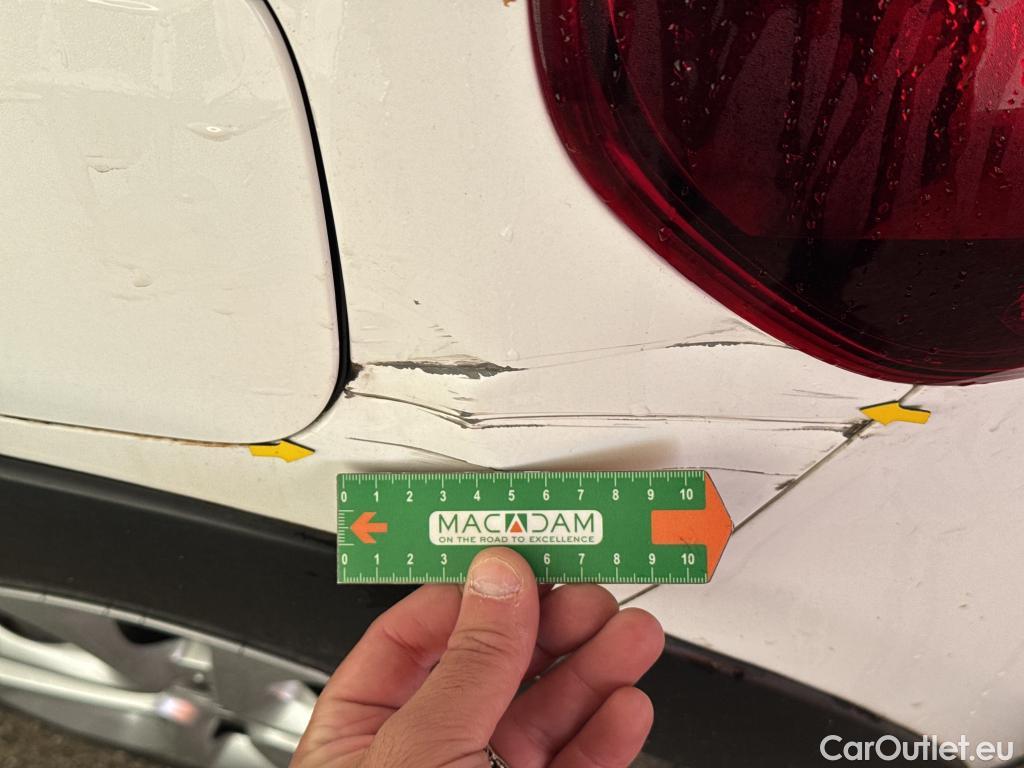  Citroen  C3  Société Feel Business R 1.5 BlueHDI 100CV BVM5 E6dT #3