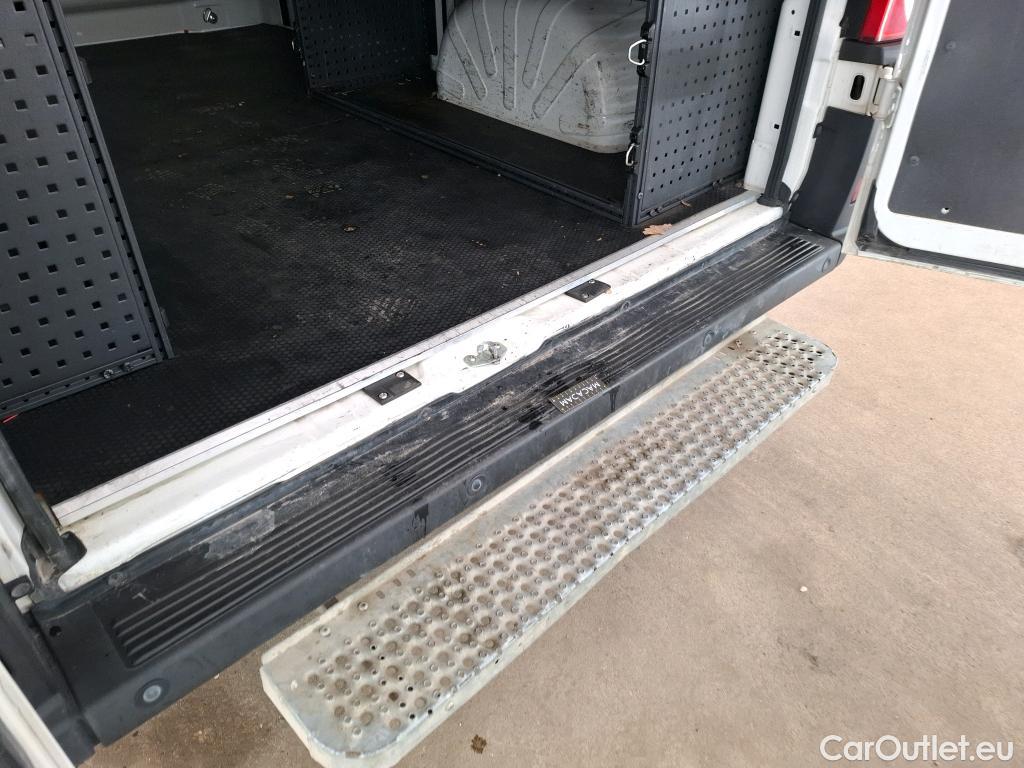  Citroen  Jumper CITROEN  / 2014 / 4P / Fourgon tôlé 33 L1H2 BlueHDi 140 S&S BVM6 Club #14