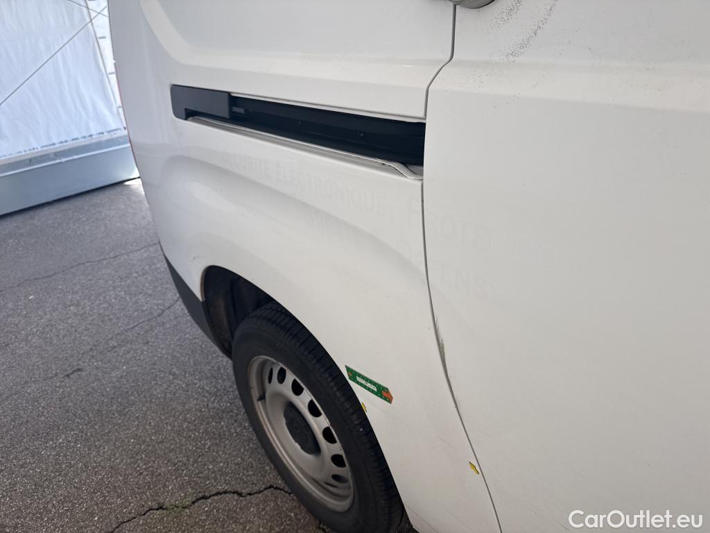  Citroen  Berlingo  Fourgon Driver XL 950 1.5 BlueHDi 130CV BVM6 E6dT #1