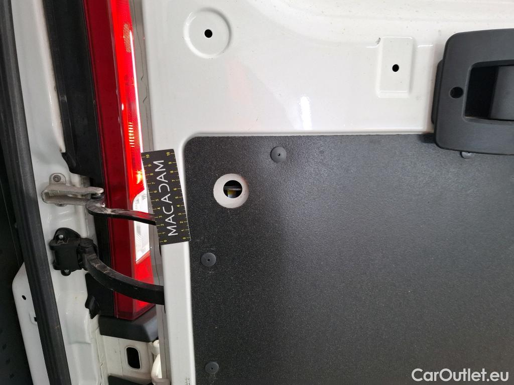  Citroen  Jumper CITROEN  / 2014 / 4P / Fourgon tôlé 33 L1H2 BlueHDi 140 S&S BVM6 Club #24