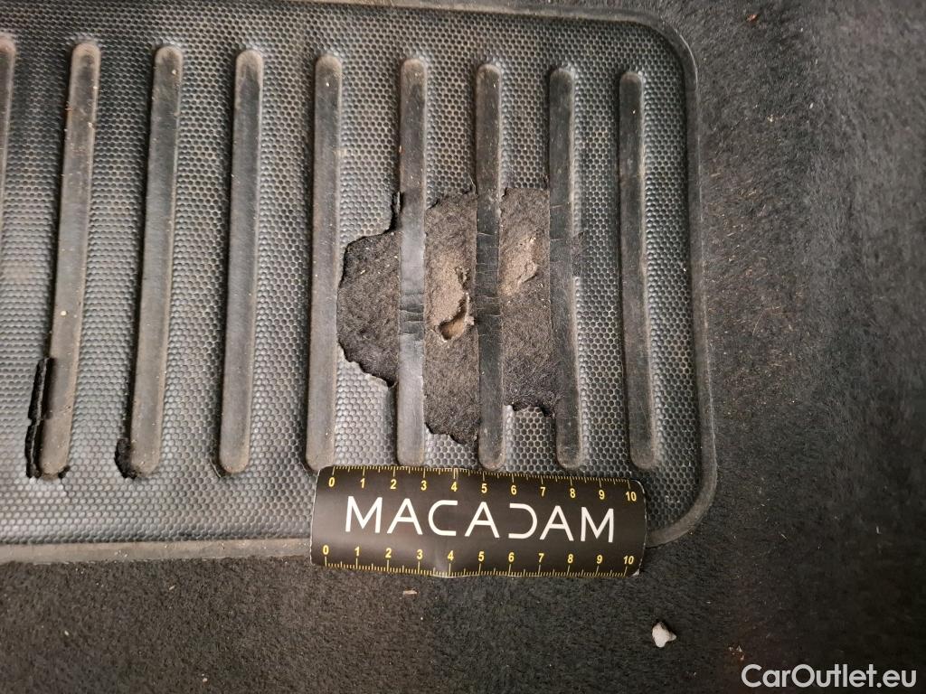  Citroen  C3  Société Feel Business R 1.5 BlueHDI 100CV BVM5 E6dT #2