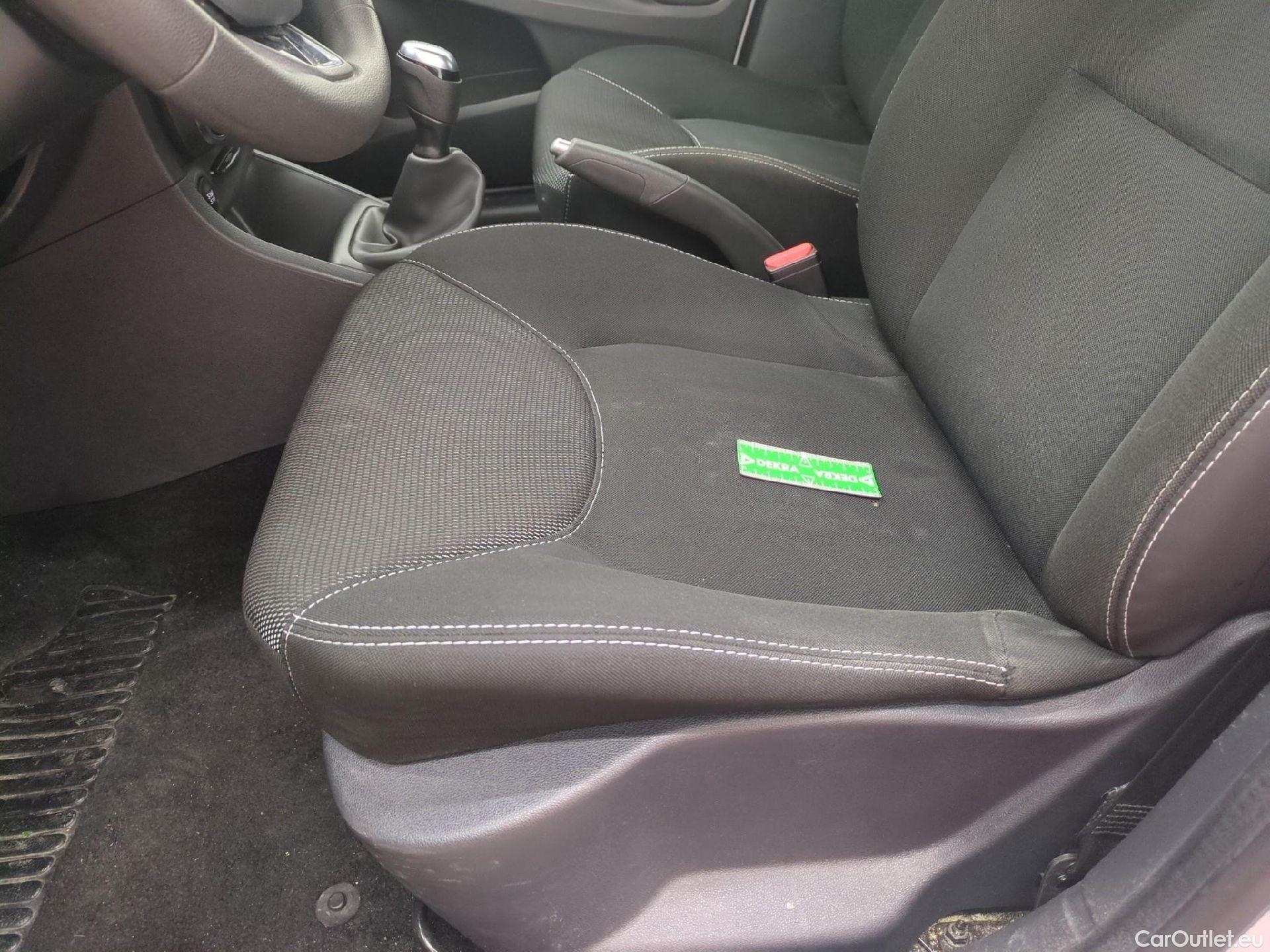  Renault  Clio  IV Air 1.5 dCi 75CV BVM5 E6 #8