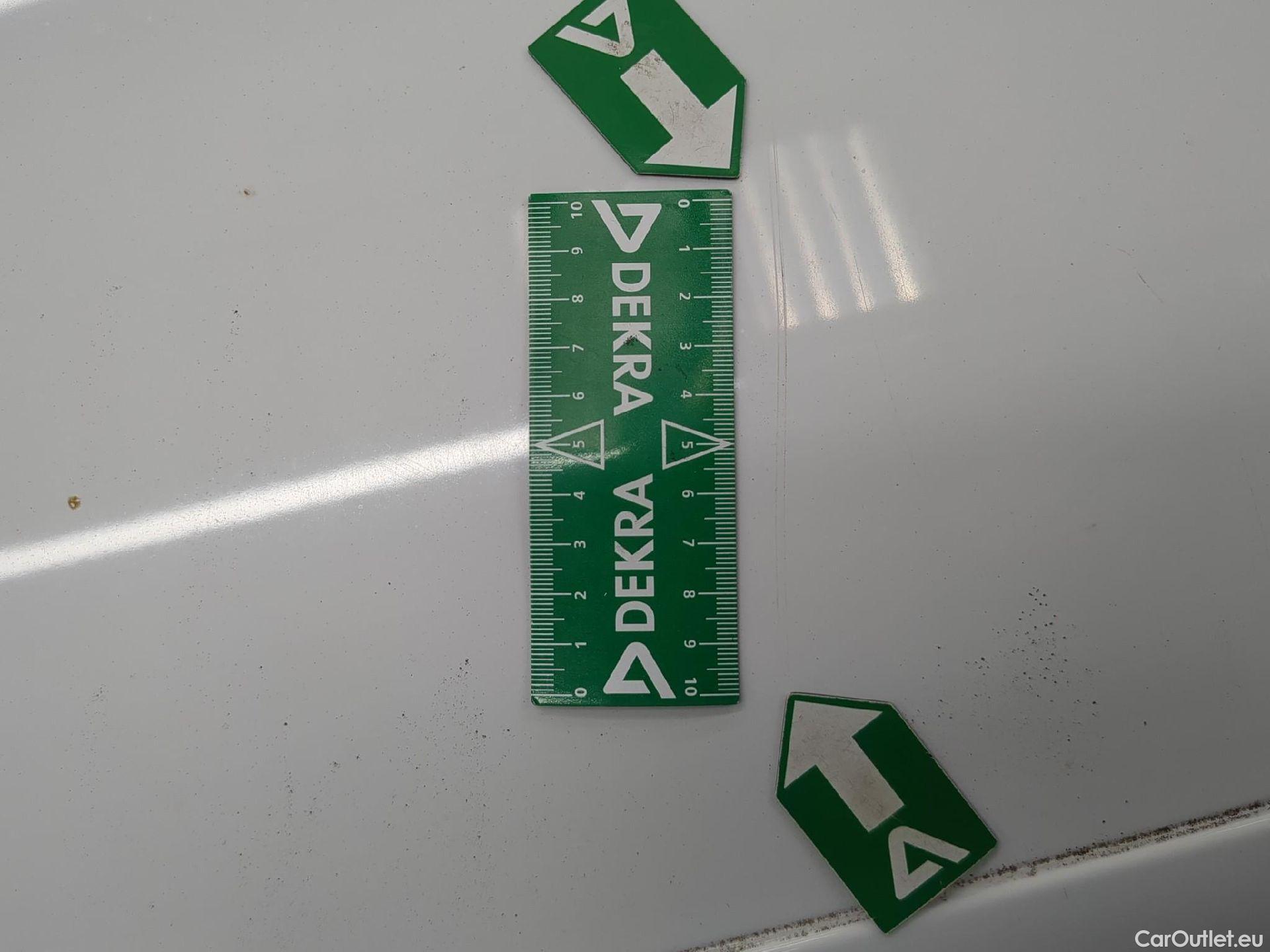  Peugeot  208  Affaire Pack Clim 1.6 HDi 75CV BVM5 E6 #32