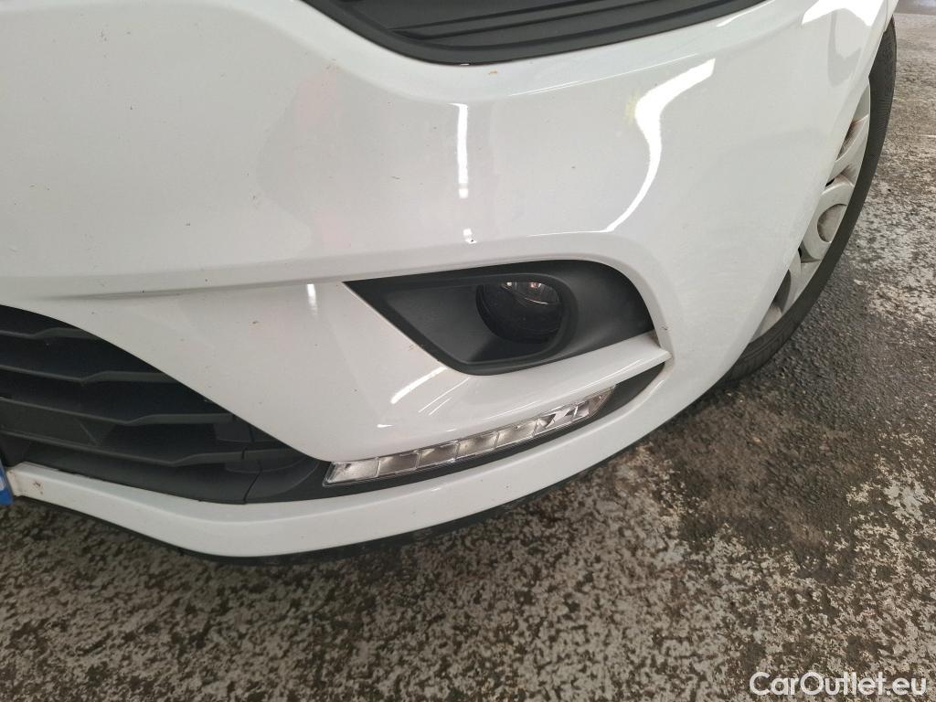  Renault  Clio RENAULT  Société VU 5p Berline Air Medianav dCi 90 - 18 #22