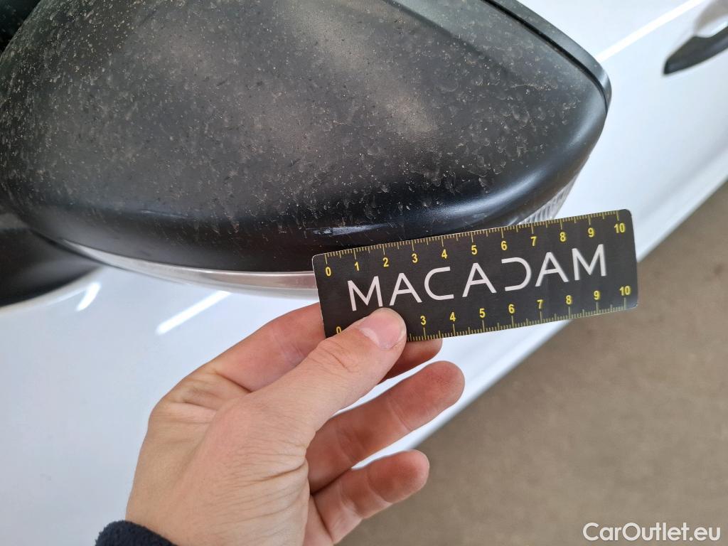  Peugeot  208  Affaire Pack CD Clim 1.4 HDi 70CV BVM5 E5 #52