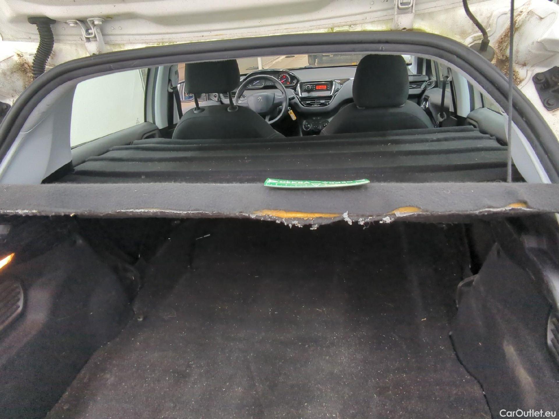  Peugeot  208  Affaire Pack Clim 1.6 HDi 75CV BVM5 E6 #15