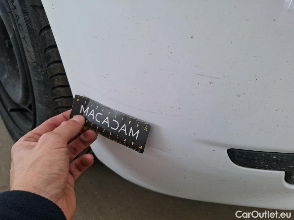  Peugeot  208  Affaire Pack CD Clim 1.4 HDi 70CV BVM5 E5 #23