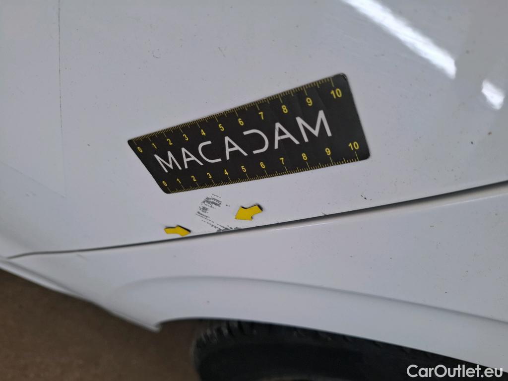  Peugeot  208  Affaire Pack CD Clim 1.4 HDi 70CV BVM5 E5 #54