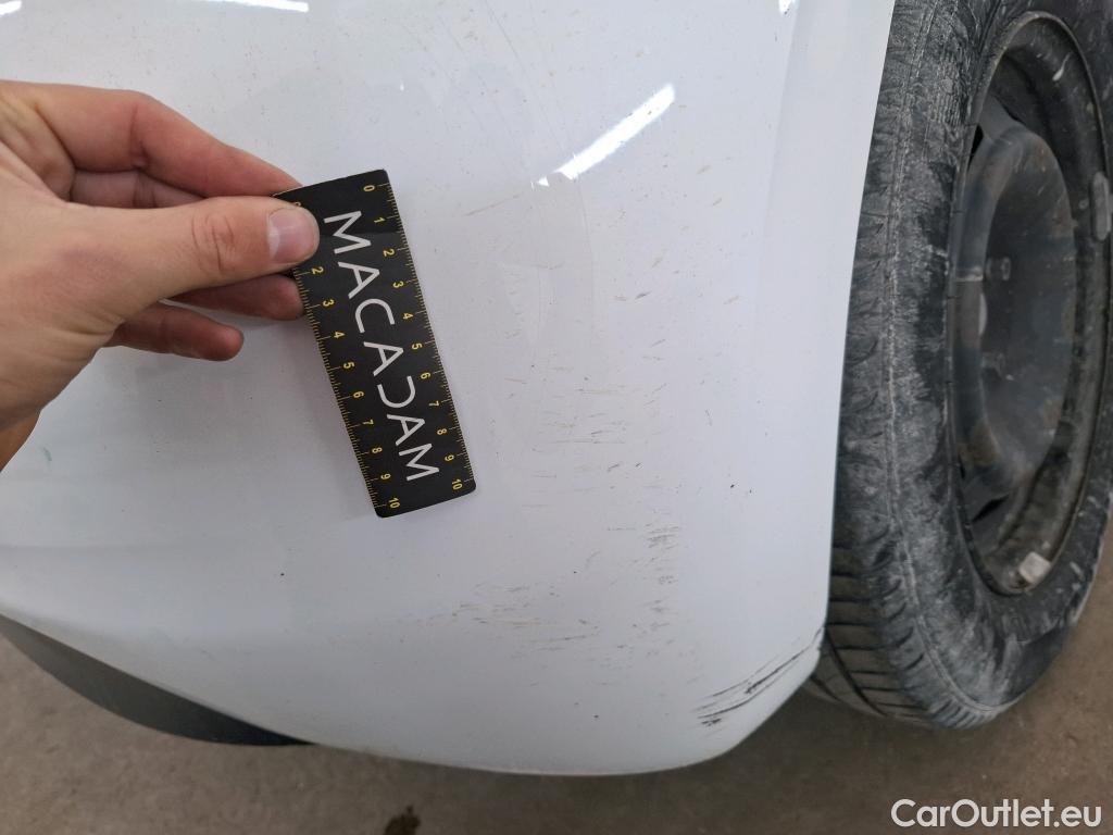  Peugeot  208  Affaire Pack CD Clim 1.4 HDi 70CV BVM5 E5 #15