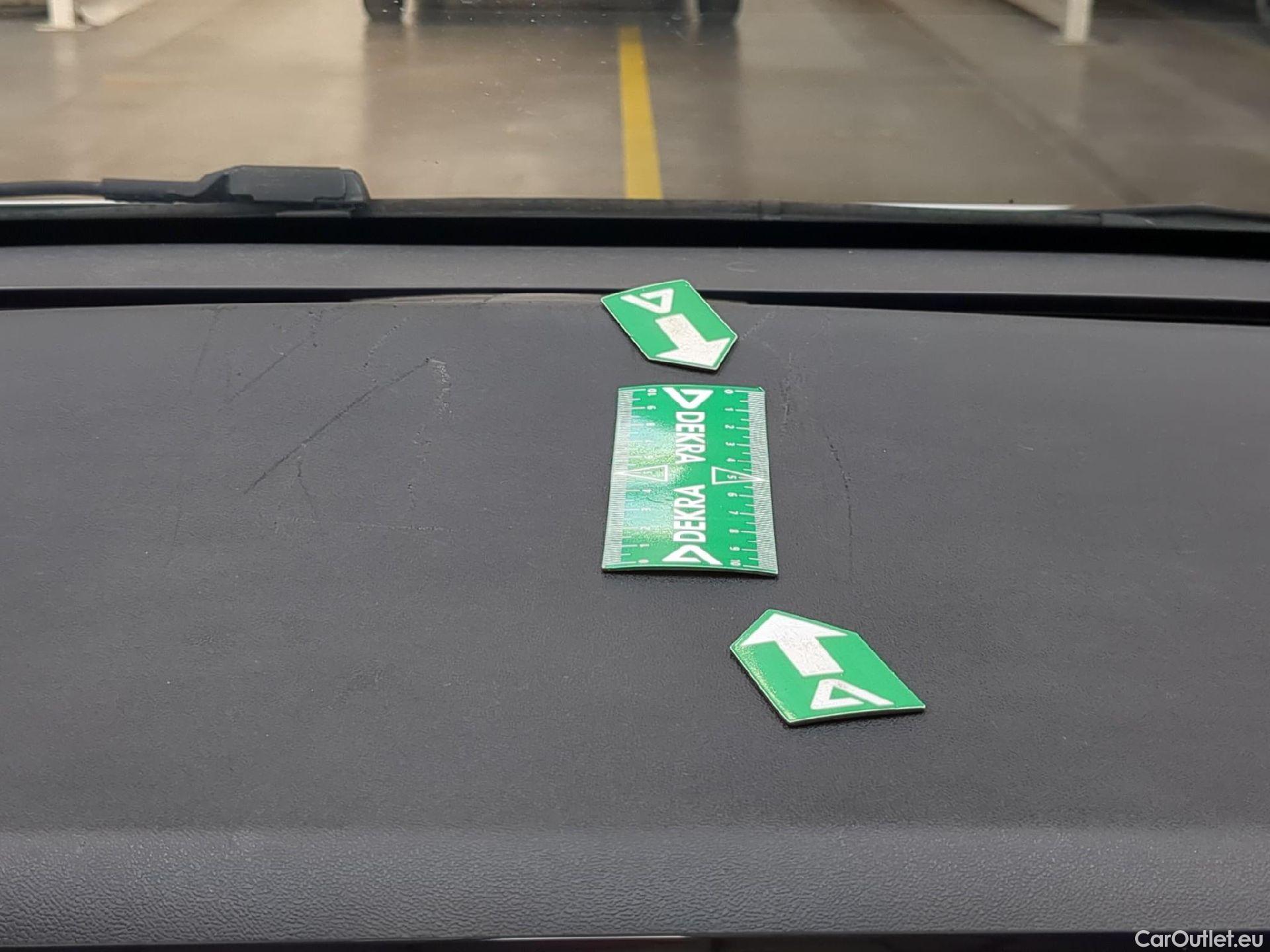  Peugeot  208  Affaire Pack Clim 1.6 HDi 75CV BVM5 E6 #3