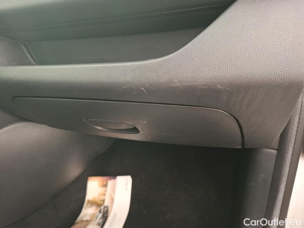  Renault  Clio RENAULT  Société VU 5p Berline Air Medianav dCi 90 - 18 #9