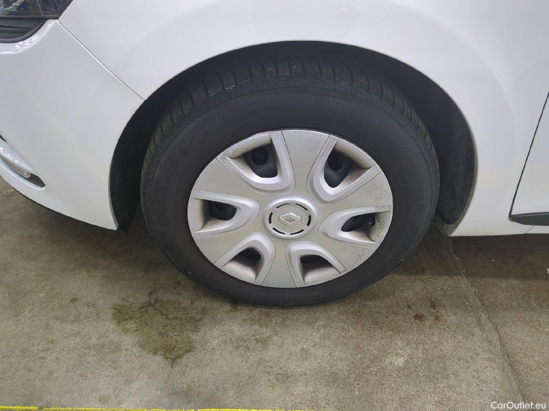  Renault  Clio  IV Air 1.5 dCi 75CV BVM5 E6 #2