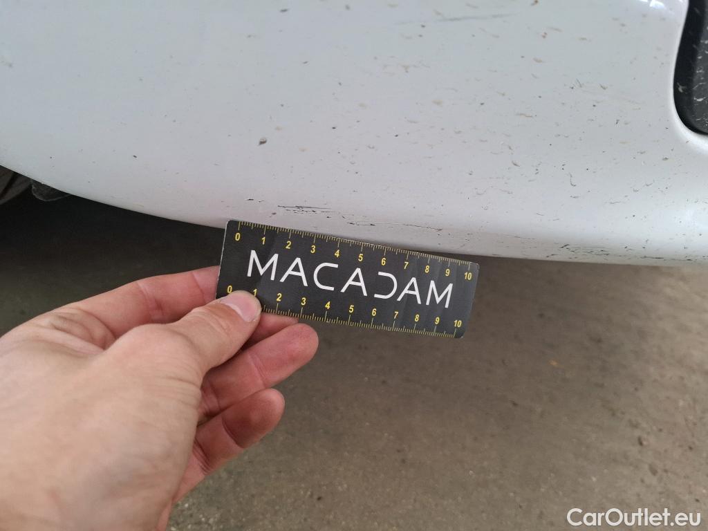  Peugeot  208  Affaire Pack CD Clim 1.4 HDi 70CV BVM5 E5 #21