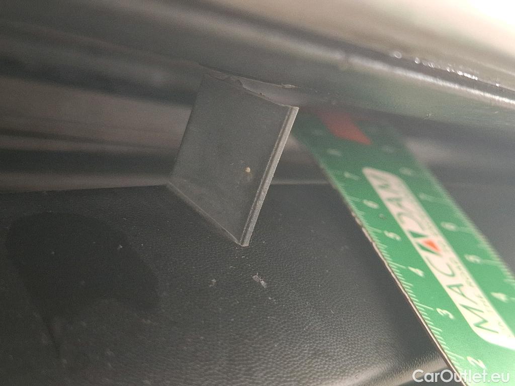  Renault  Clio RENAULT  Société VU 5p Berline Air Medianav dCi 90 - 18 #8