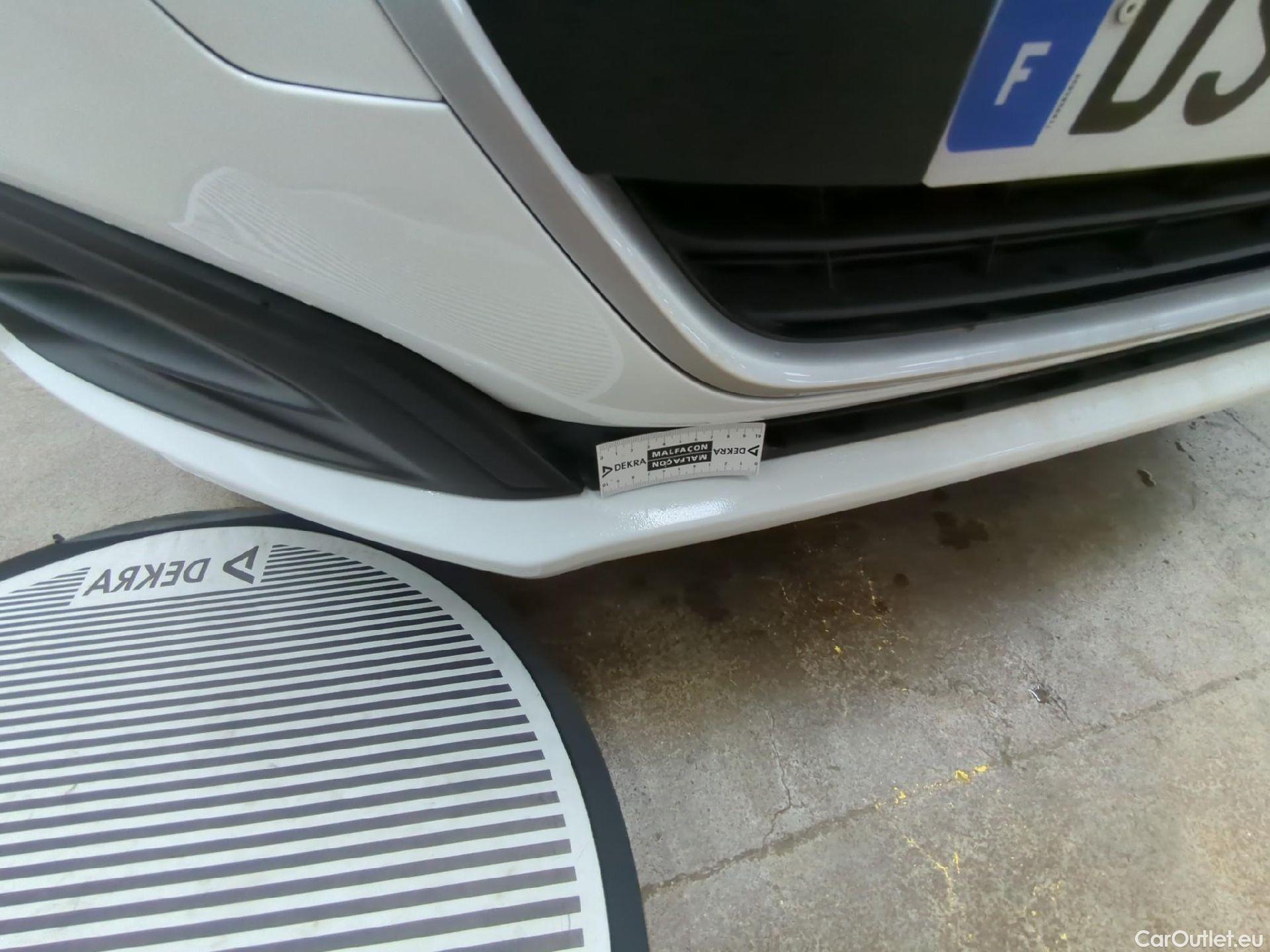  Peugeot  208  Affaire Pack Clim 1.6 HDi 75CV BVM5 E6 #42