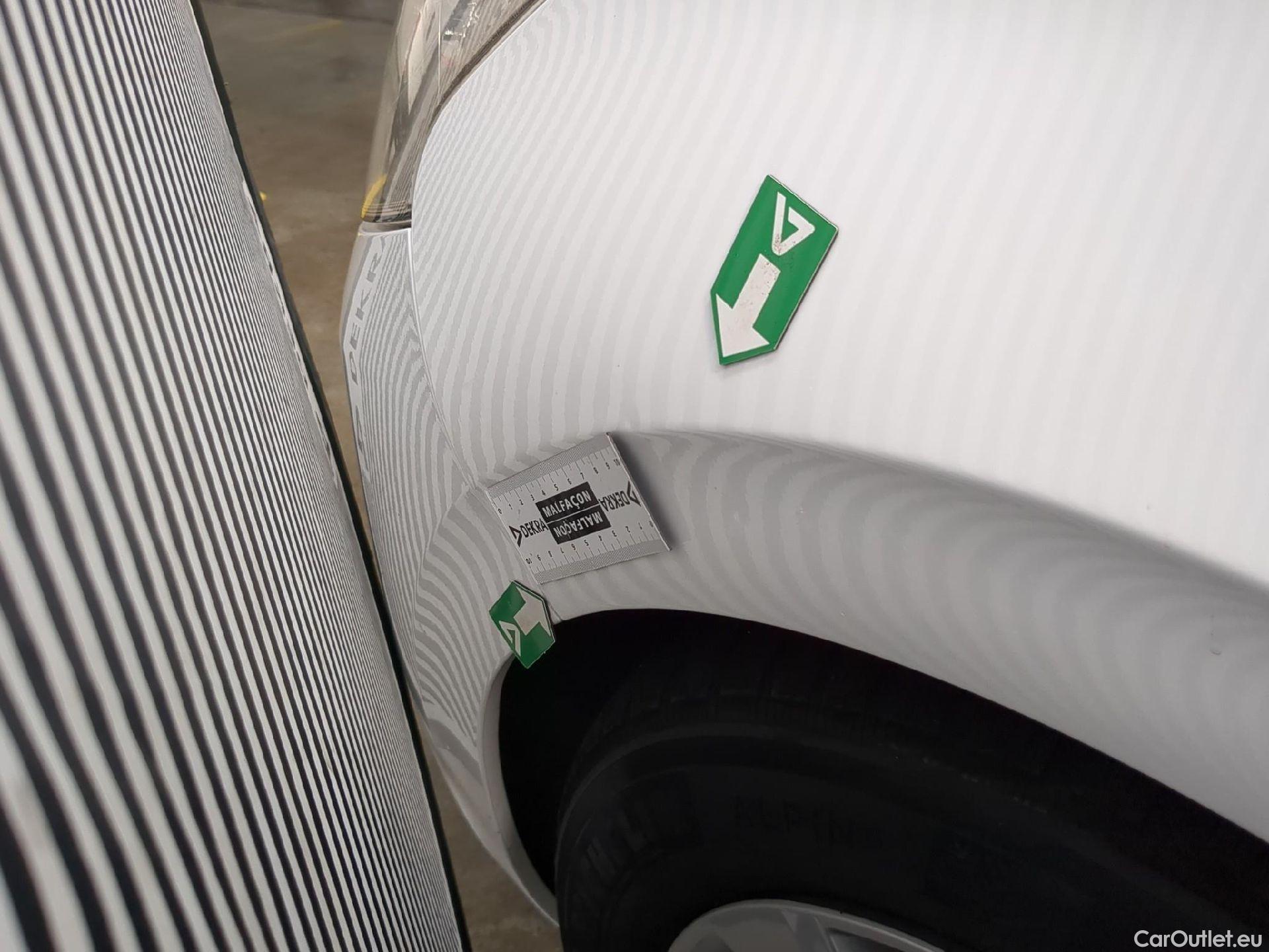  Peugeot  208  Affaire Pack Clim 1.6 HDi 75CV BVM5 E6 #49