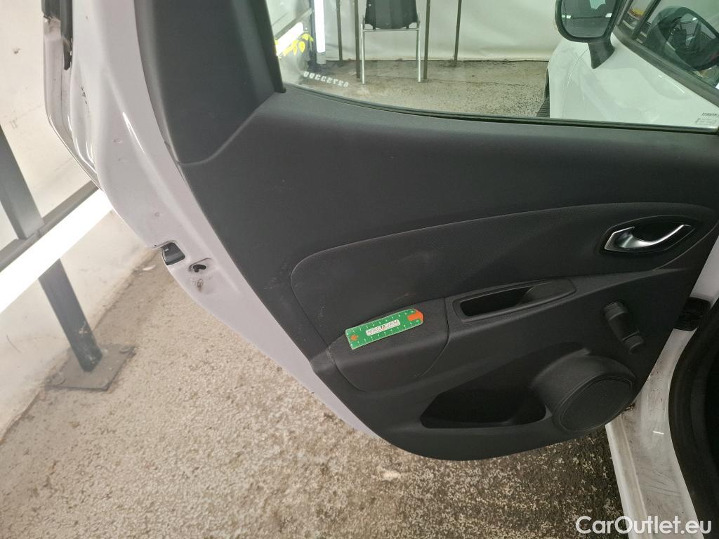  Renault  Clio RENAULT  Société VU 5p Berline Air Medianav dCi 90 - 18 #15