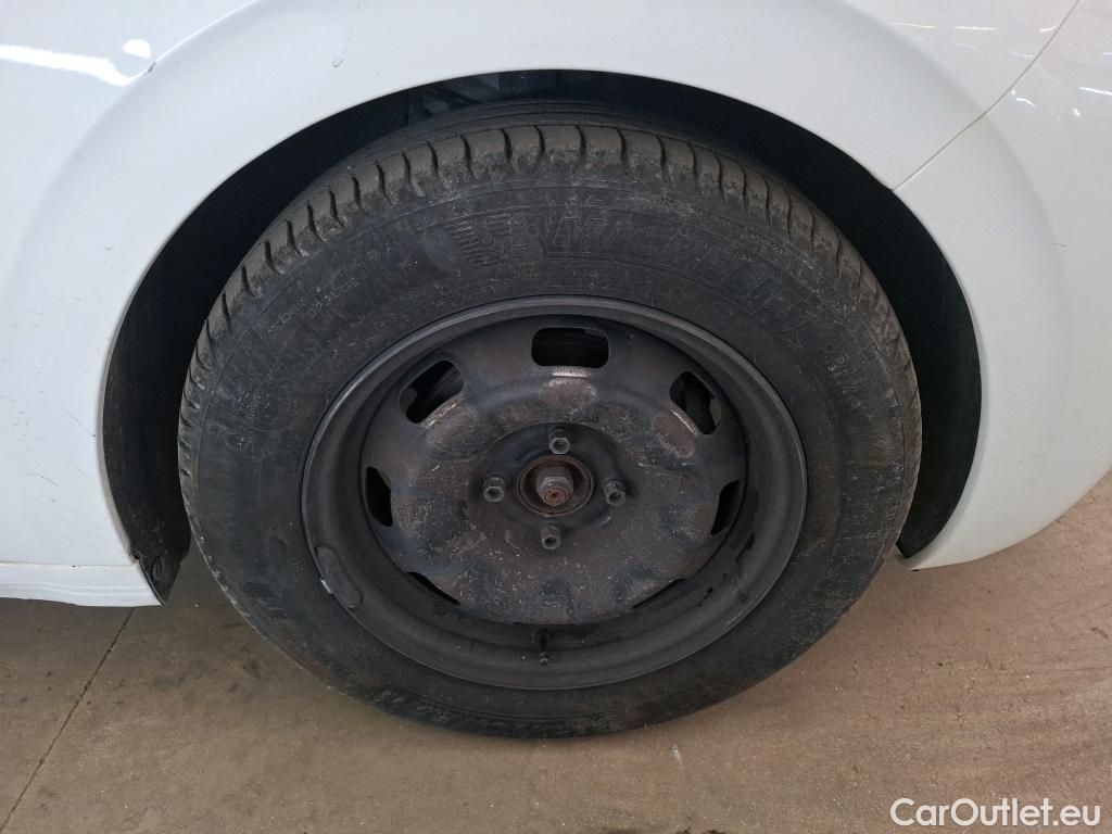  Peugeot  208  Affaire Pack CD Clim 1.4 HDi 70CV BVM5 E5 #40