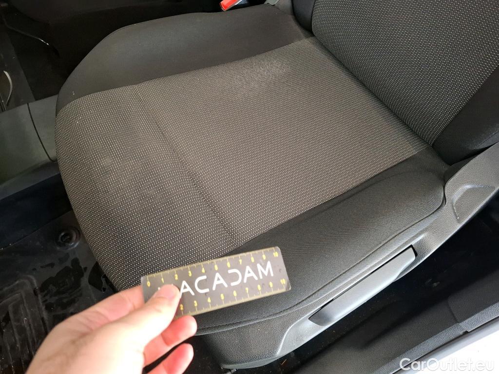  Toyota  Proace TOYOTA  City / 2019 / 4P / Fourgonnette 1.5 Medium 100 D-4D Business #7