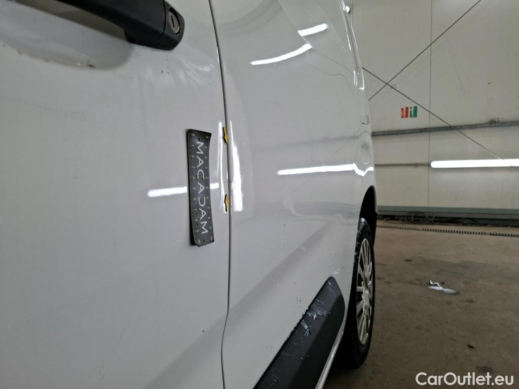  Toyota  Proace TOYOTA  City / 2019 / 4P / Fourgonnette 1.5 Medium 100 D-4D Business #4