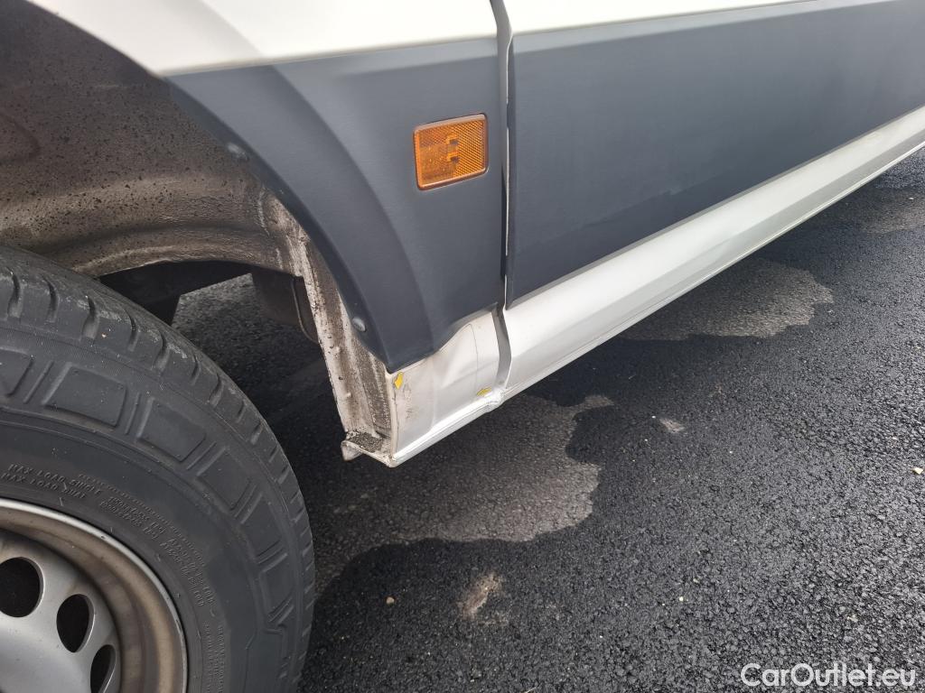  Volkswagen  Crafter VOLKSWAGEN  / 2017 / 4P / Fourgon tôlé 2.0TDI 140 35 L3H3 BVA8 Busi Line Plus #3