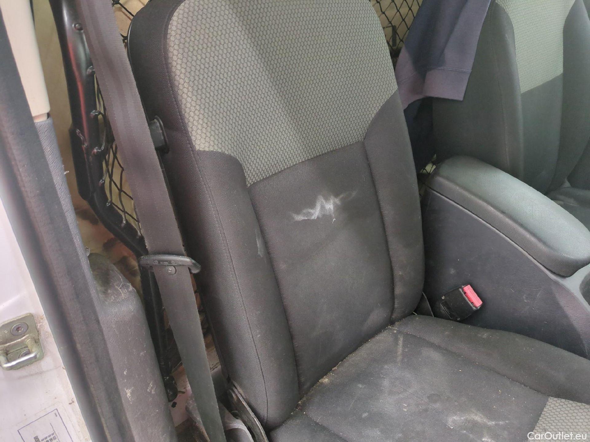  Renault  Kangoo  Express Grand Confort (L1) 1.5 dCi 90CV BVM5 E6 #78