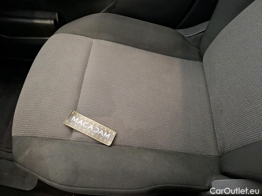  Toyota  Proace TOYOTA  City / 2019 / 4P / Fourgonnette 1.5 Medium 100 D-4D Business #5