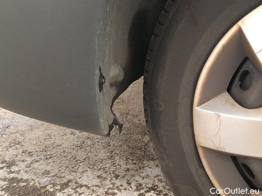  Renault  Kangoo  Express Grand Confort (L1) 1.5 dCi 110CV BVM6 E6 #16