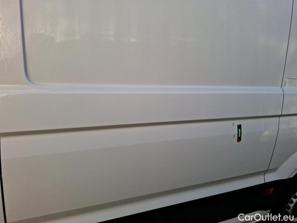  Volkswagen  Crafter VOLKSWAGEN  / 2017 / 4P / Fourgon tôlé 2.0TDI 140 35 L3H3 BVA8 Busi Line Plus #11