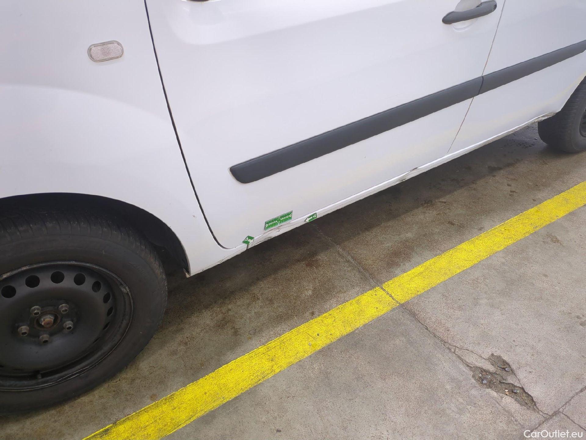  Renault  Kangoo  Express Grand Confort (L1) 1.5 dCi 90CV BVM5 E6 #31