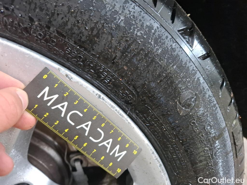  Bmw  Serie 2 BMW  Active Tourer / 2018 / 5P / monospace 225xe Business Design Auto #53