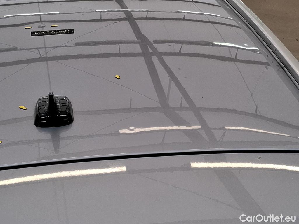  Audi  Q3 AUDI  / 2018 / 5P / SUV 35 TFSI 150 MHEV S TRONIC DESIGN LUXE #11