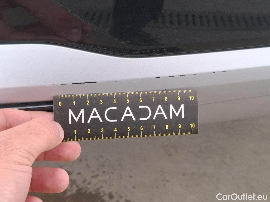  Audi  Q3 AUDI  / 2018 / 5P / SUV 35 TFSI 150 MHEV S TRONIC DESIGN LUXE #41