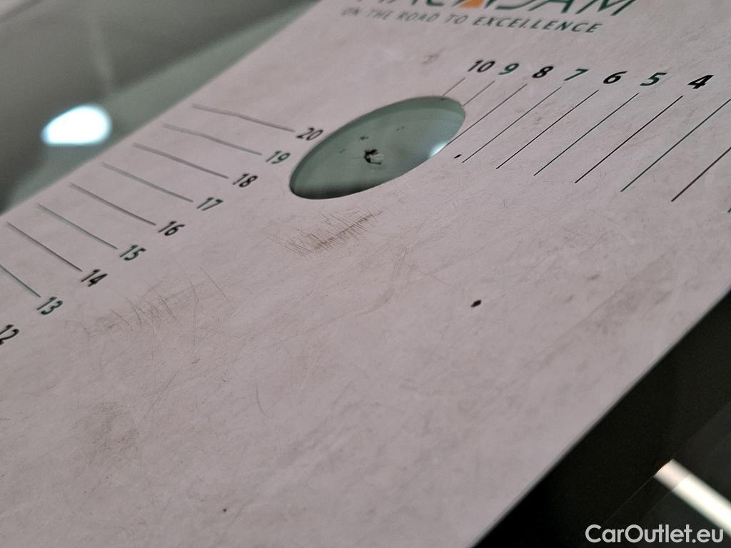  Bmw  Serie 3 BMW Série 3 Touring / 2019 / 5P / Break 320e 204ch Luxury BVA8 Hybride #15