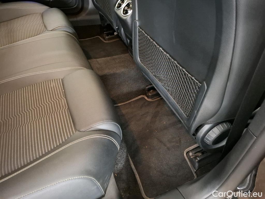  Mercedes  CLA-Klasse MERCEDES-BENZ CLA Coupe / 2019 / 4P / Coupé CLA 250 e Business Line #5