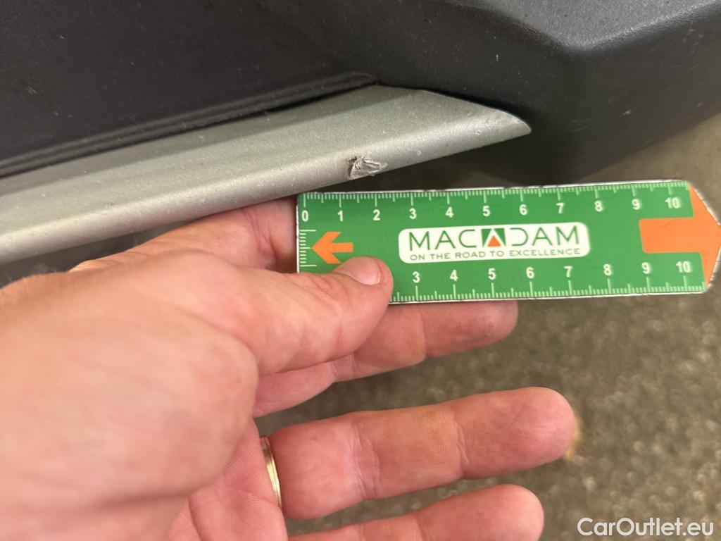  Ford  Kuga FORD  / 2019 / 5P / SUV 2.5 190 hybrid Flexifuel Pshift Titanium #10